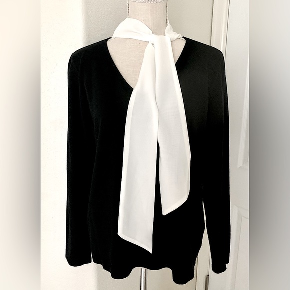 Vila Milano Sweater with Attached Sheer Scarf - Picture 5 of 14